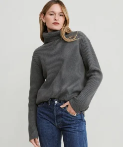 Cashmere Turtleneck