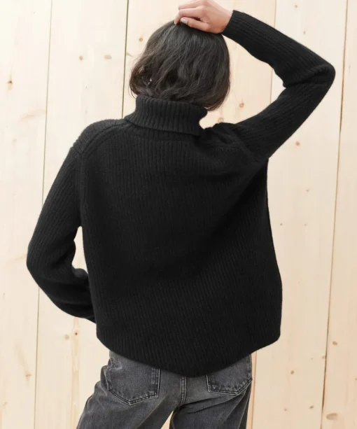Cashmere Turtleneck