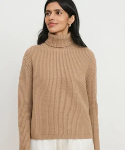 Cropped Turtleneck