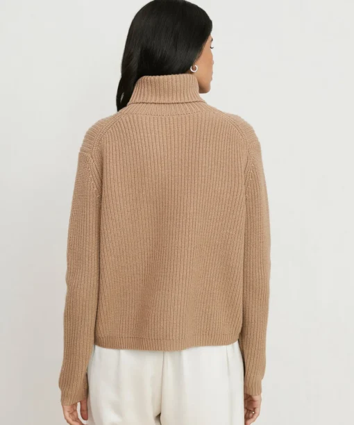 Cropped Turtleneck
