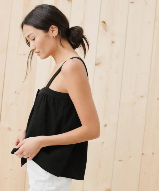 Cypress Button Tank