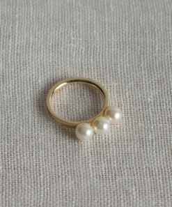 Elodie Pearl Ring