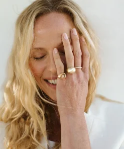 Gemma Baguette Signet Ring
