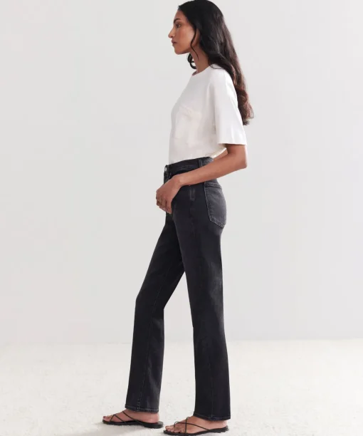 High Rise Stovepipe Jean