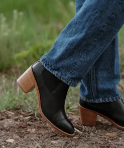 Leather Frankie Chelsea Boot