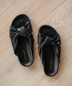 Leather Knot Sandal