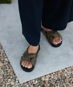 Leather Knot Sandal