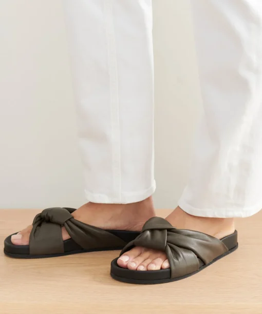 Leather Knot Sandal