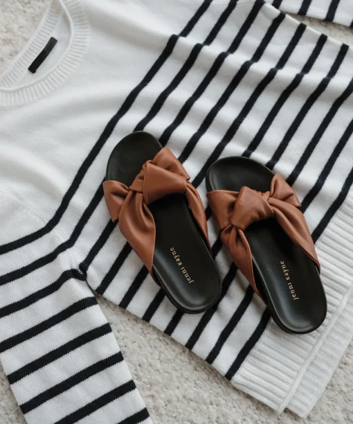 Leather Knot Sandal