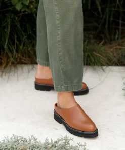 Leather Lug Mule