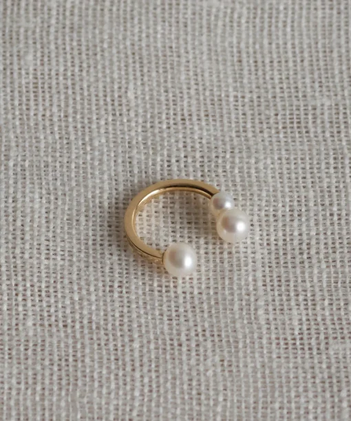 Loren Pearl Ear Cuff