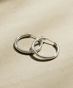 Medium Eloise Hoops