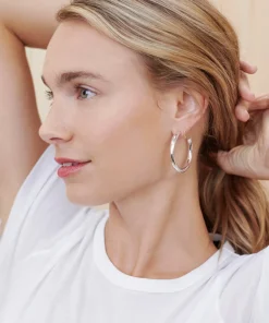 Medium Everyday Hoops