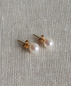 Medium Loren Pearl Studs