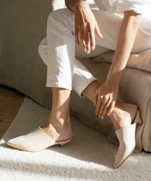Oiled Leather Kitten Heel Mule