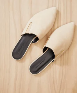 Oiled Leather Mule
