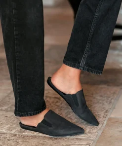 Oiled Leather Mule