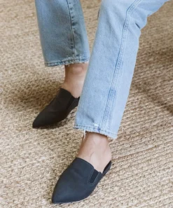 Oiled Leather Mule