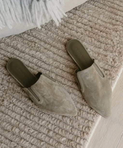 Oiled Leather Mule