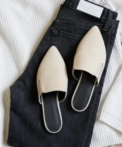 Oiled Leather Mule