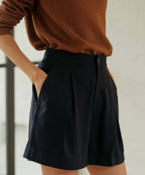 Pleated Short