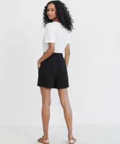 Pleated Short