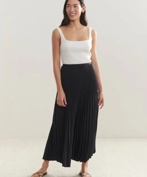 Pleated Skirt