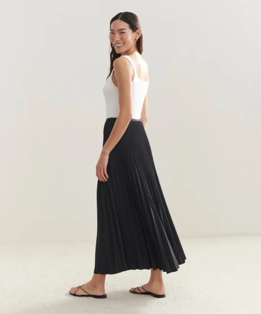 Pleated Skirt
