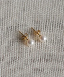 Small Loren Pearl Studs