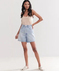 Stella Short