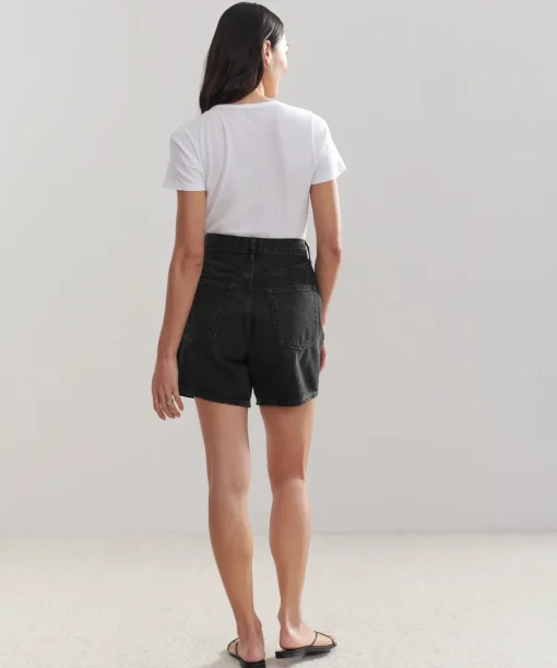 Stella Short