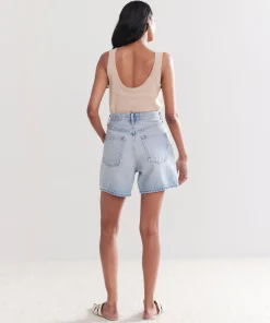 Stella Short