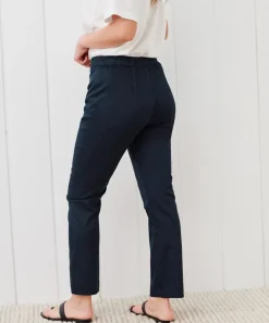 Weekender Slim Trouser